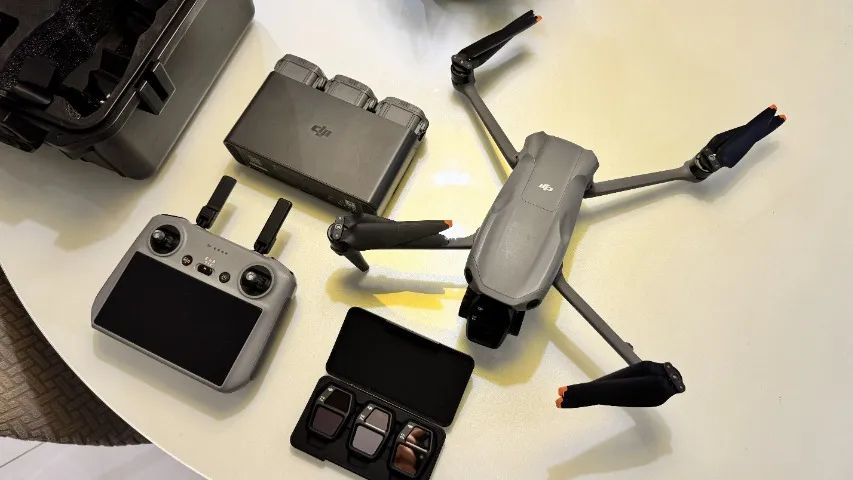 Drone DJI Air 3S Fly More Combo (Controle RC 2) + Hard Case - Impecável - Foto 4