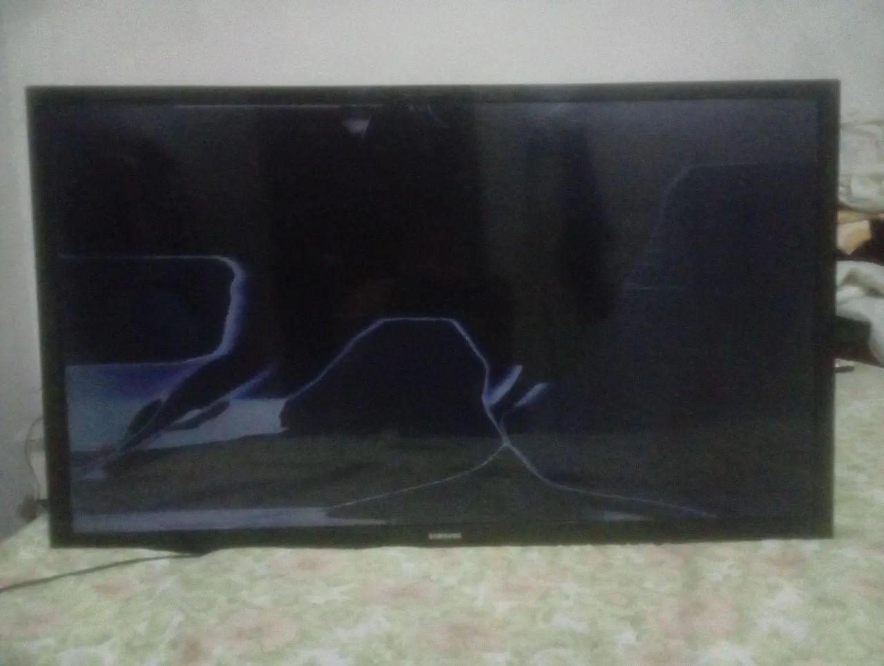 Smart TV Samsung 32 com defeito na tela . - Foto 2