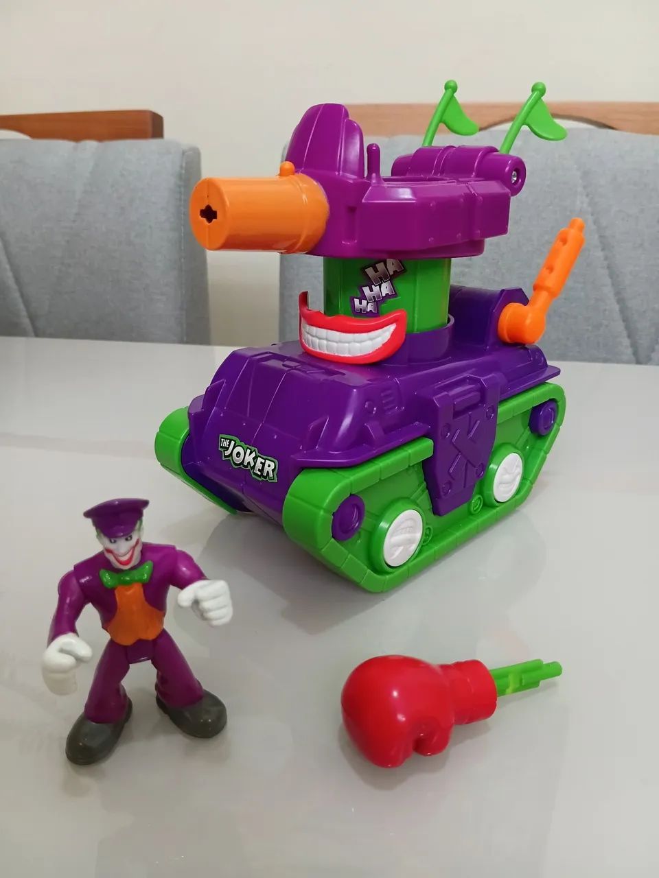 Imaginext DC Super Friends - Veículo do Coringa com boneco - Foto 3