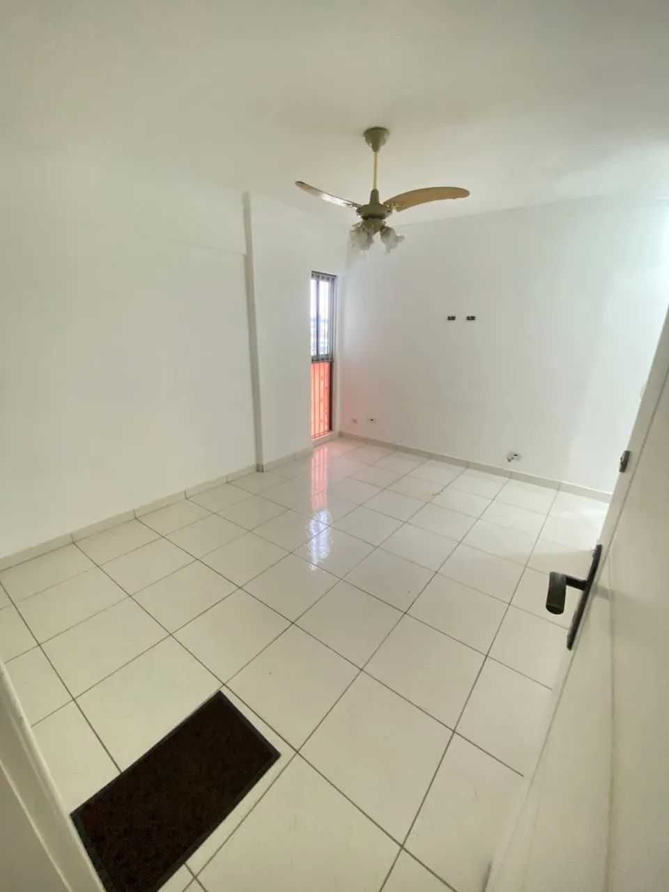 APARTAMENTO 903 - 1/4 - EDIFÍCIO TUPIS - RUA 232, NÚMERO 200 - SETOR LESTE UNIVERSITARIO -