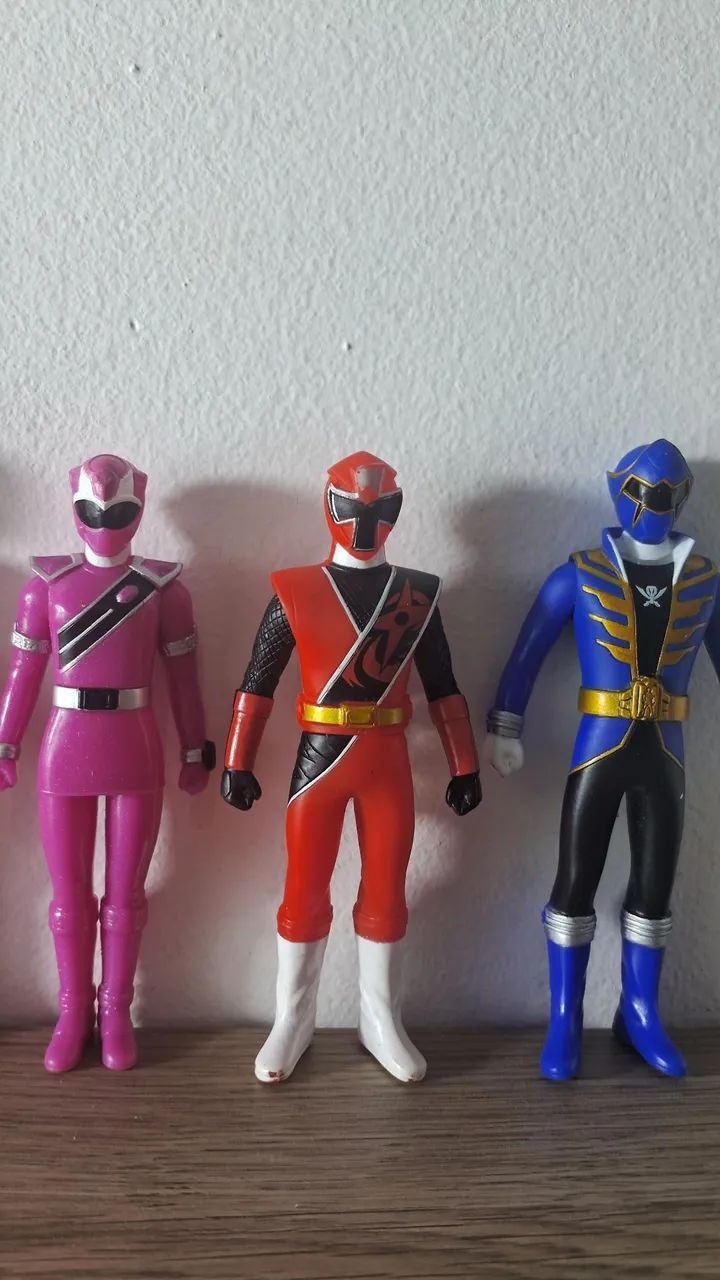 Lote de Sofubis - Power Ranger - LEIA a descrição  - Foto 2