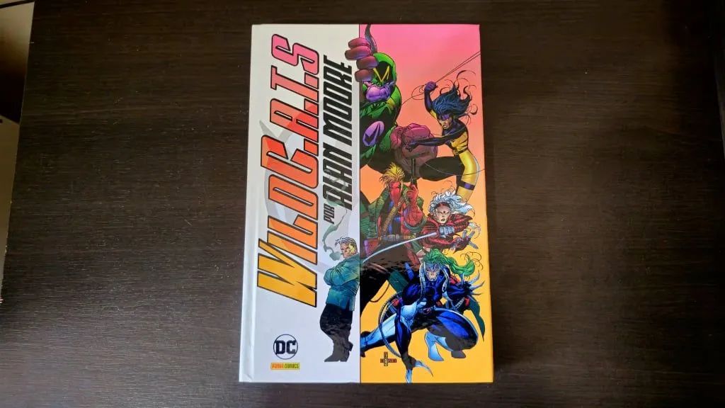 Wildcats por Alan Moore - DC Comics - HQ Panini - Livros e