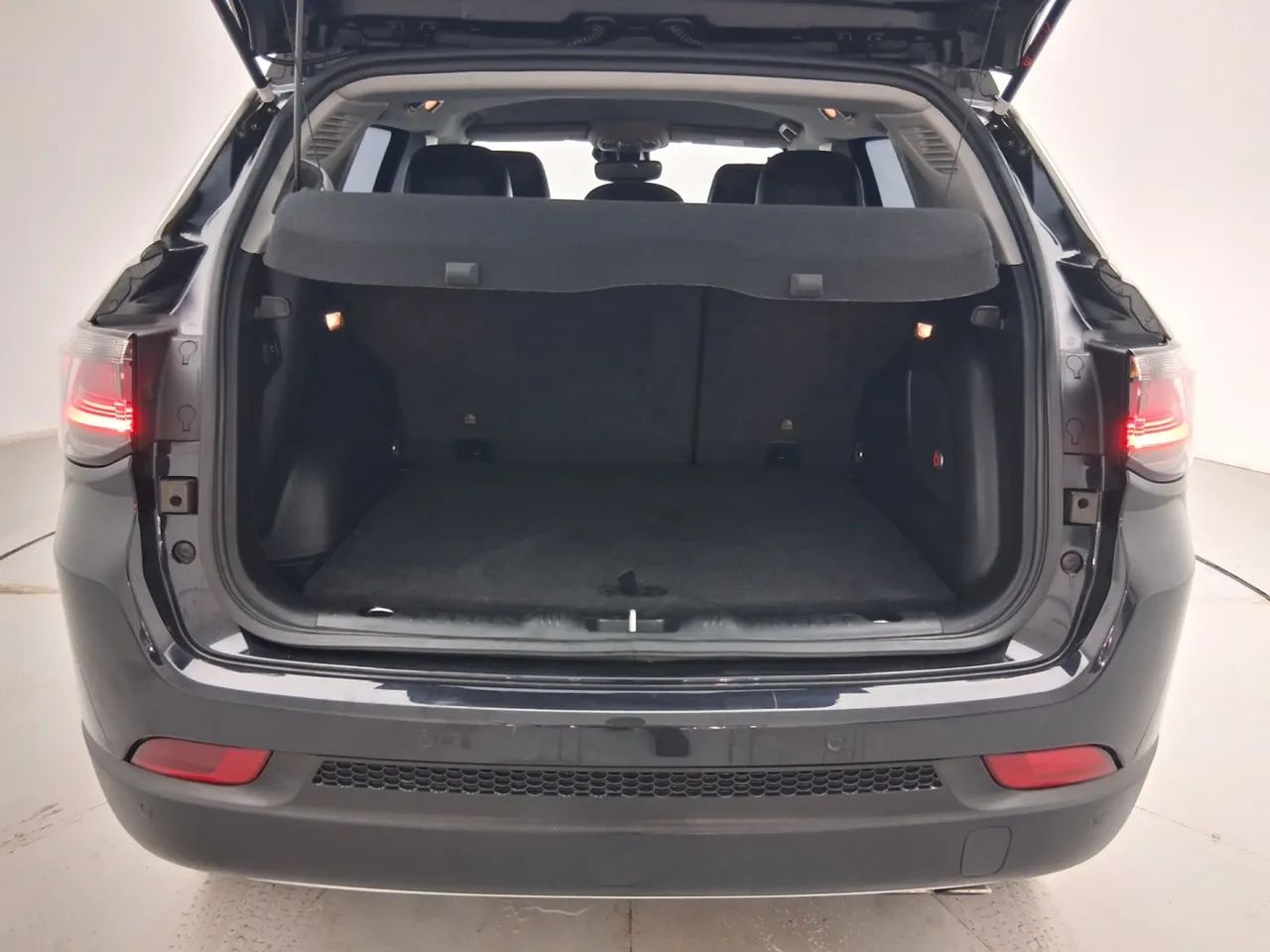 Jeep Compass LIMITED T270 1.3 TB 4x2 Flex Aut, foto 9 de 18