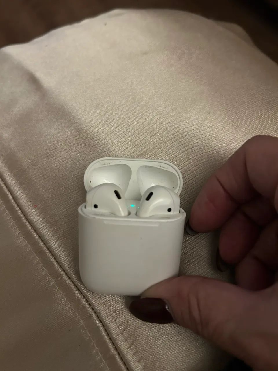 Air phone Apple 2a geração com estojo  - Foto 3