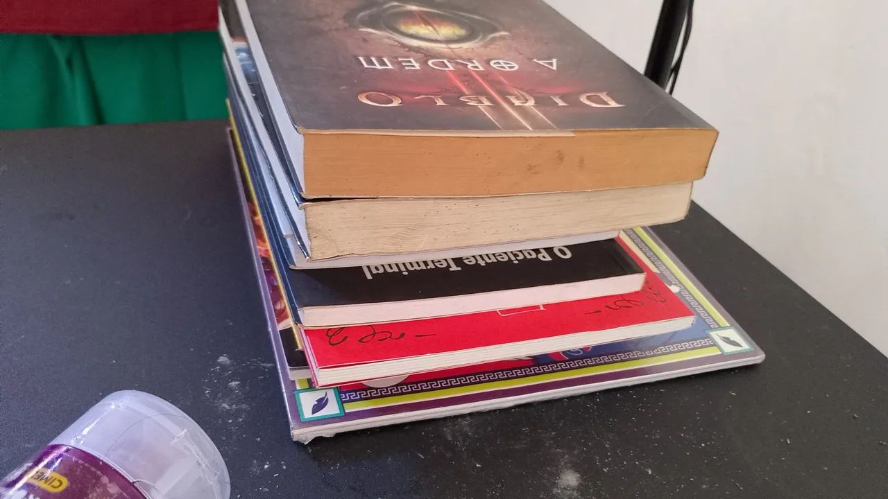 livros 5 reais cada - Foto 4