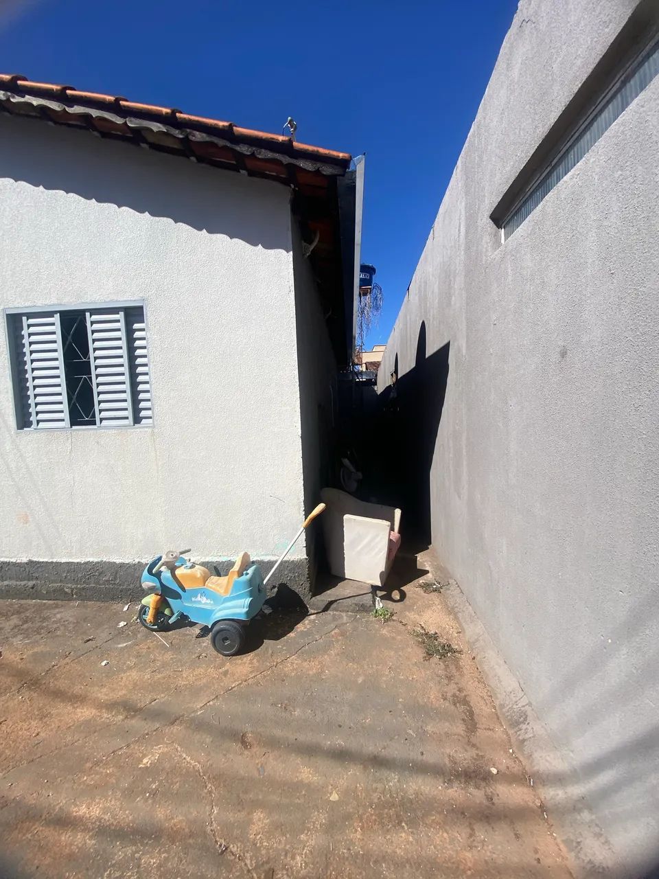 Casa com barracão 