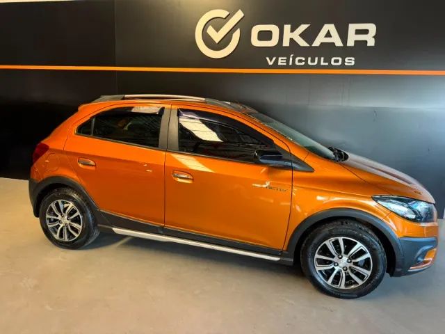 Chevrolet Onix ONIX HATCH ACTIV 1.4 8V Flex 5P Aut. 2017
