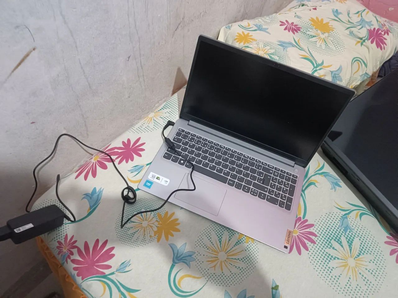 Notebook Lenovo  - Foto 3