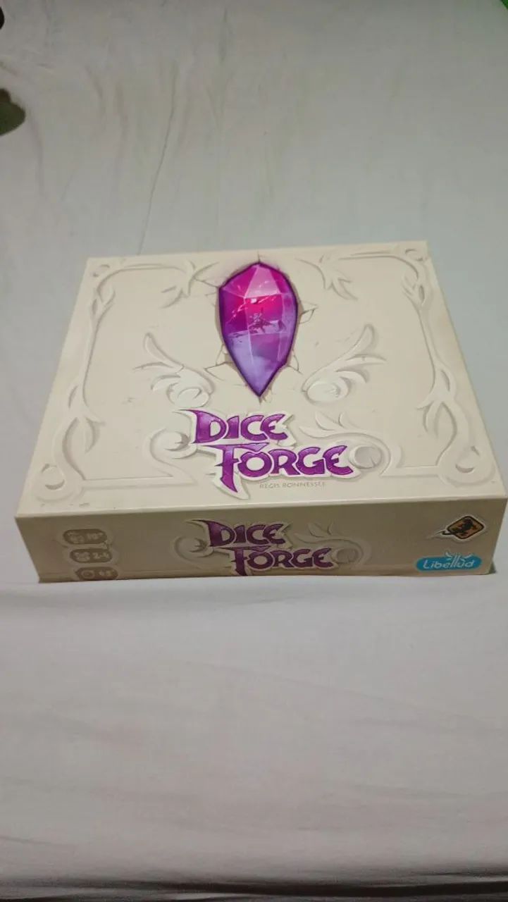 Jogo de tabuleiro dice forge