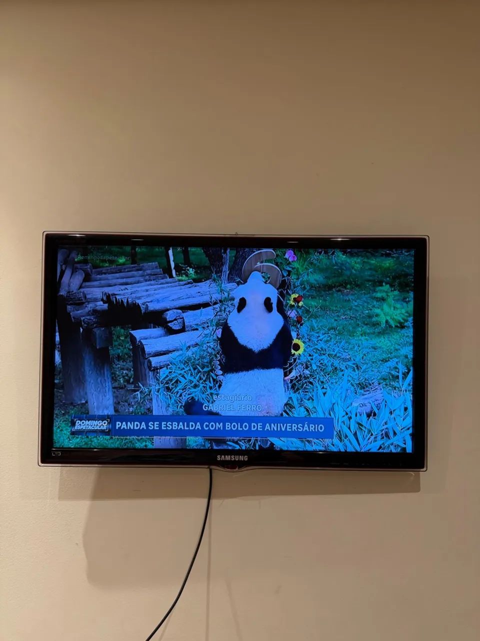 Monitor TV Samsung T27A550  - Foto 2