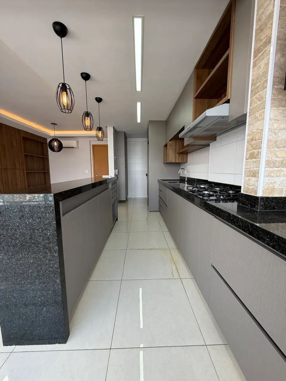 Alugo apartamento 3 quartos no setor oeete - Foto 2