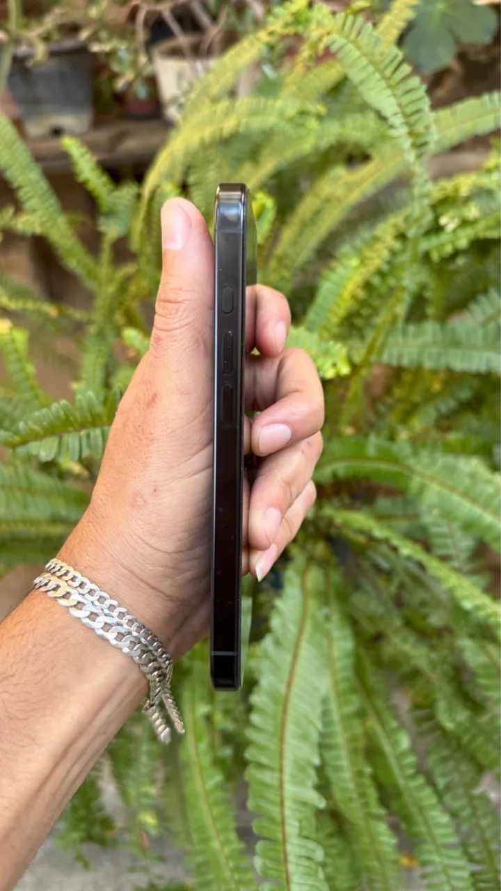 Vendo iPhone 16 pro - Foto 3