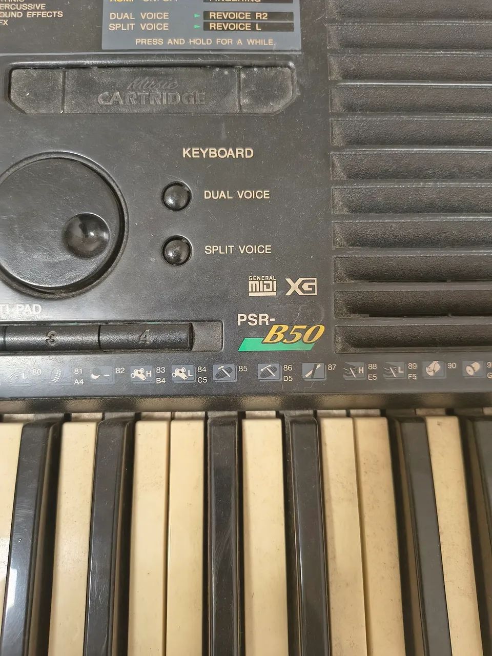 Teclado Yamaha PSR B50 - Usado - Foto 2