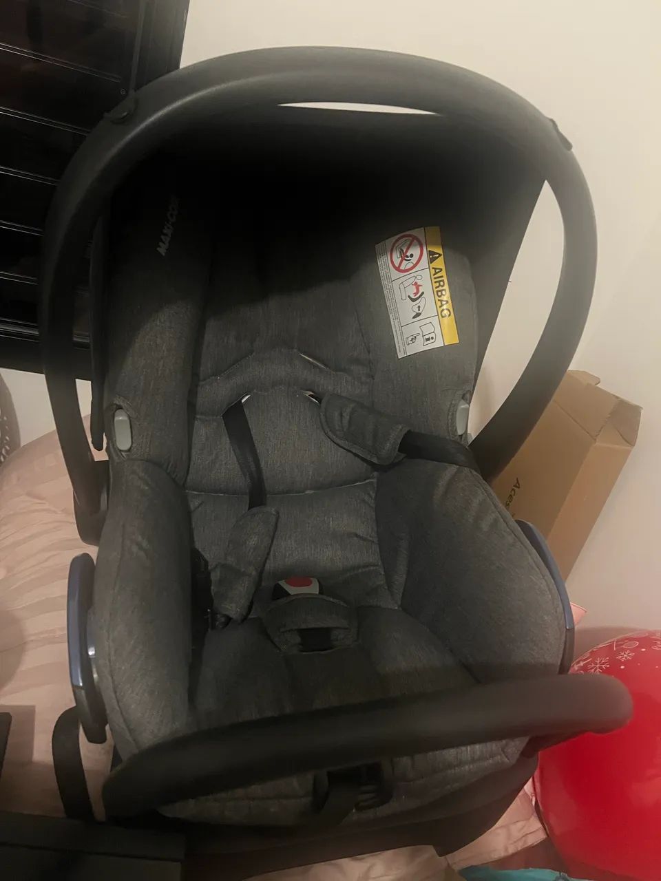 Bebê conforto Maxi Cosi citi2 com base 