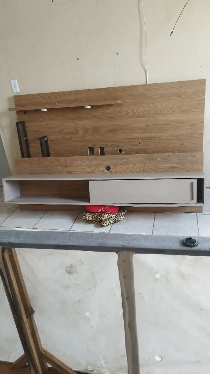 Vendo este painel de tv 50 polegadas usado mais é bom 