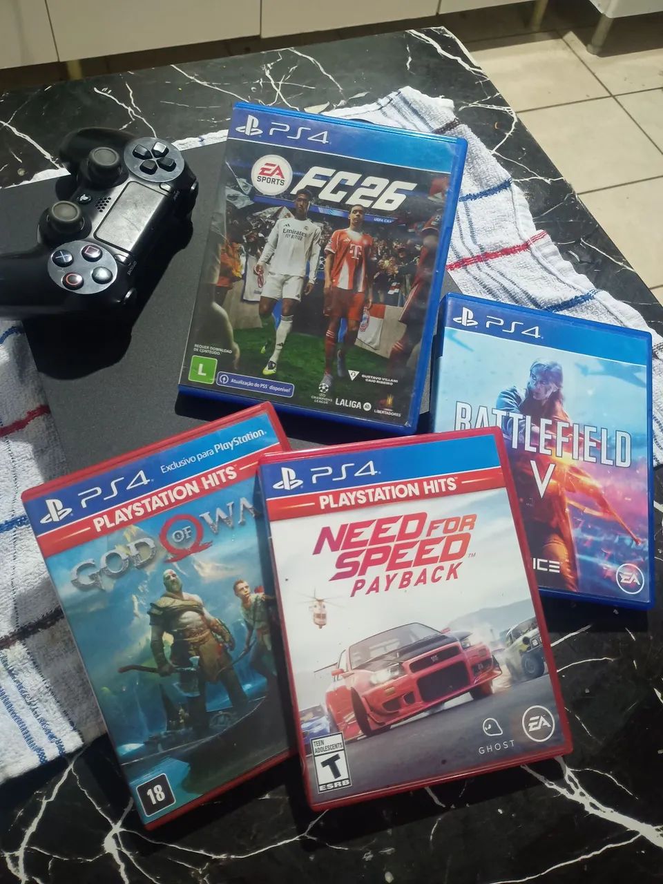 Playstation 4 - Jogos de Vídeo Game - Jardim Iririú, Joinville