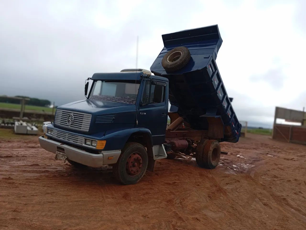 Mercedes 1214 - Foto 3