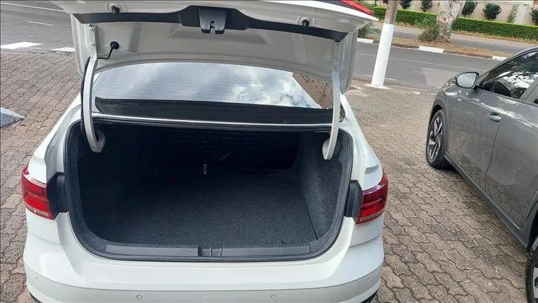Volkswagen Virtus 1.6 MSI Flex 16V 4P Aut. 2020 - Foto 5