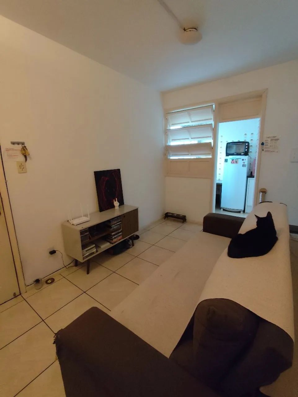 Alugo quarto para mulher no centro de Florianópolis 