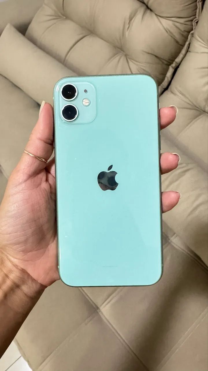 iPhone 11 - *Sem nenhum detalhe* 