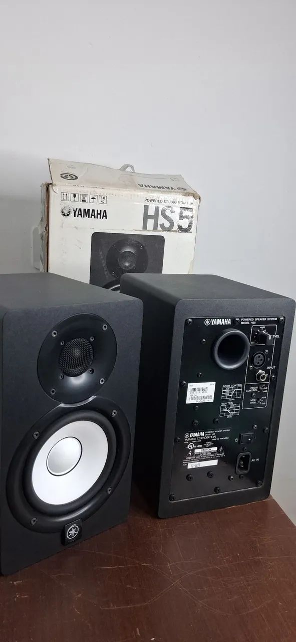 Yamaha hs5