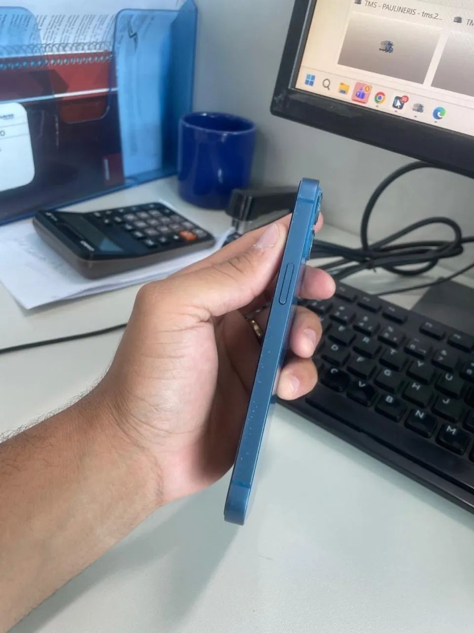 iPhone 13 128 gigas azul - Foto 4
