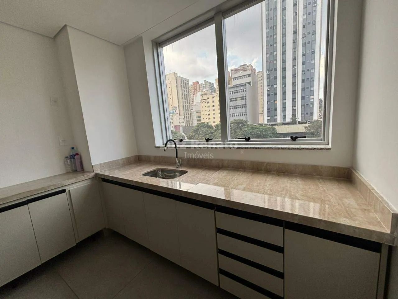 Sala comercial para aluguel, 40,54m² no Lourdes - Foto 4