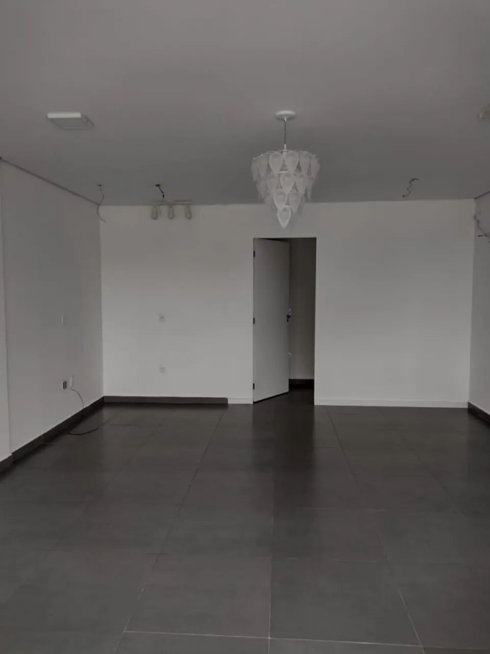 Sala Comercial para Venda em Florianópolis, Morro Das Pedras, 2 vagas - Foto 2
