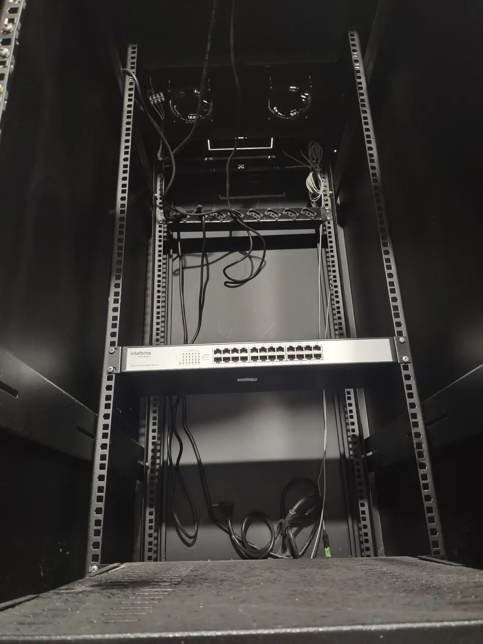 Gabinete para redes  - Foto 3