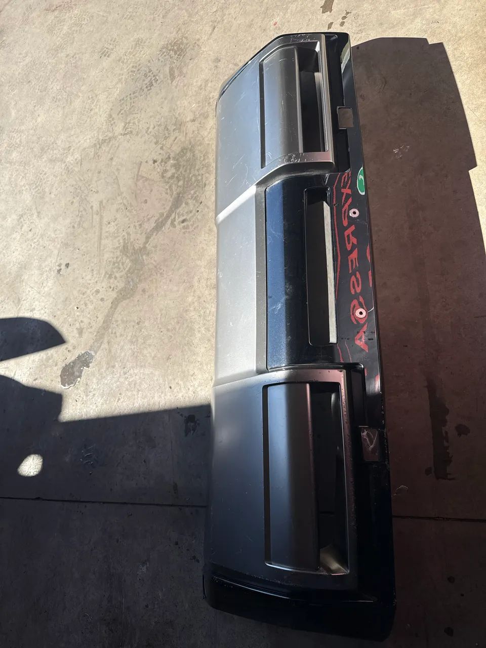 Aplique para choque triton katana  - Foto 4