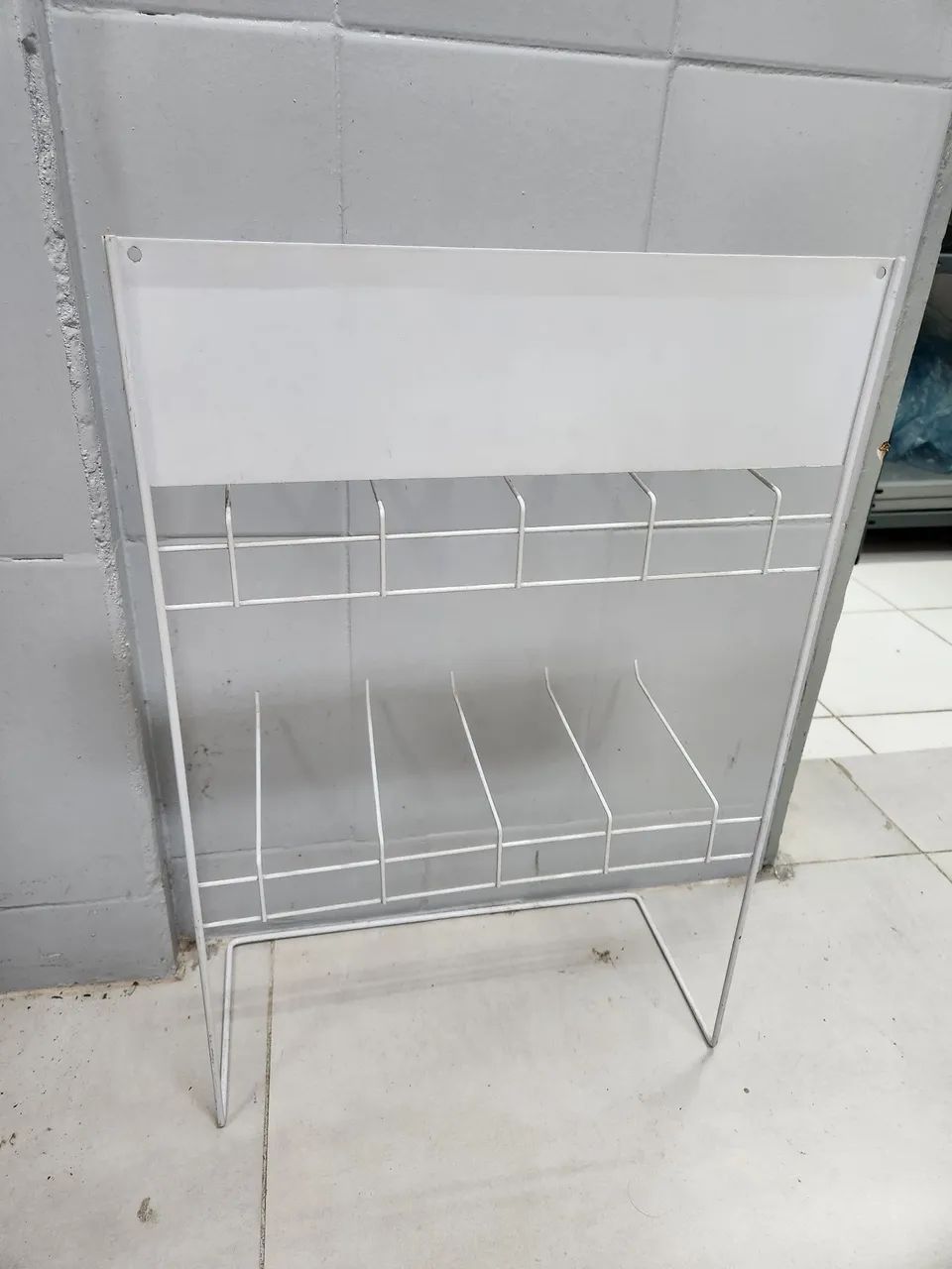 Expositor display de balcão para encartelados - Foto 2