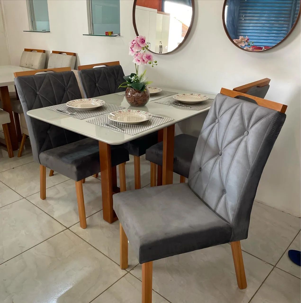 CONJUNTO MESA DE JANTAR COM 4 CADEIRAS - MEDIDAS 120x80 - Foto 2