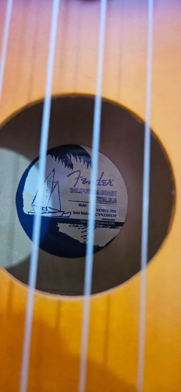Ukulele fender novo na caixa  - Foto 3