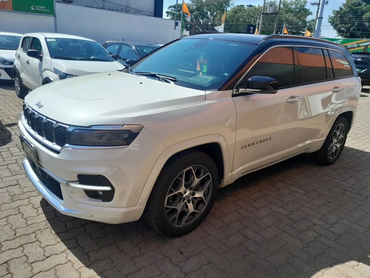 Jeep Commander Overland T270 1.3 TB Flex Aut., foto 7 de 12