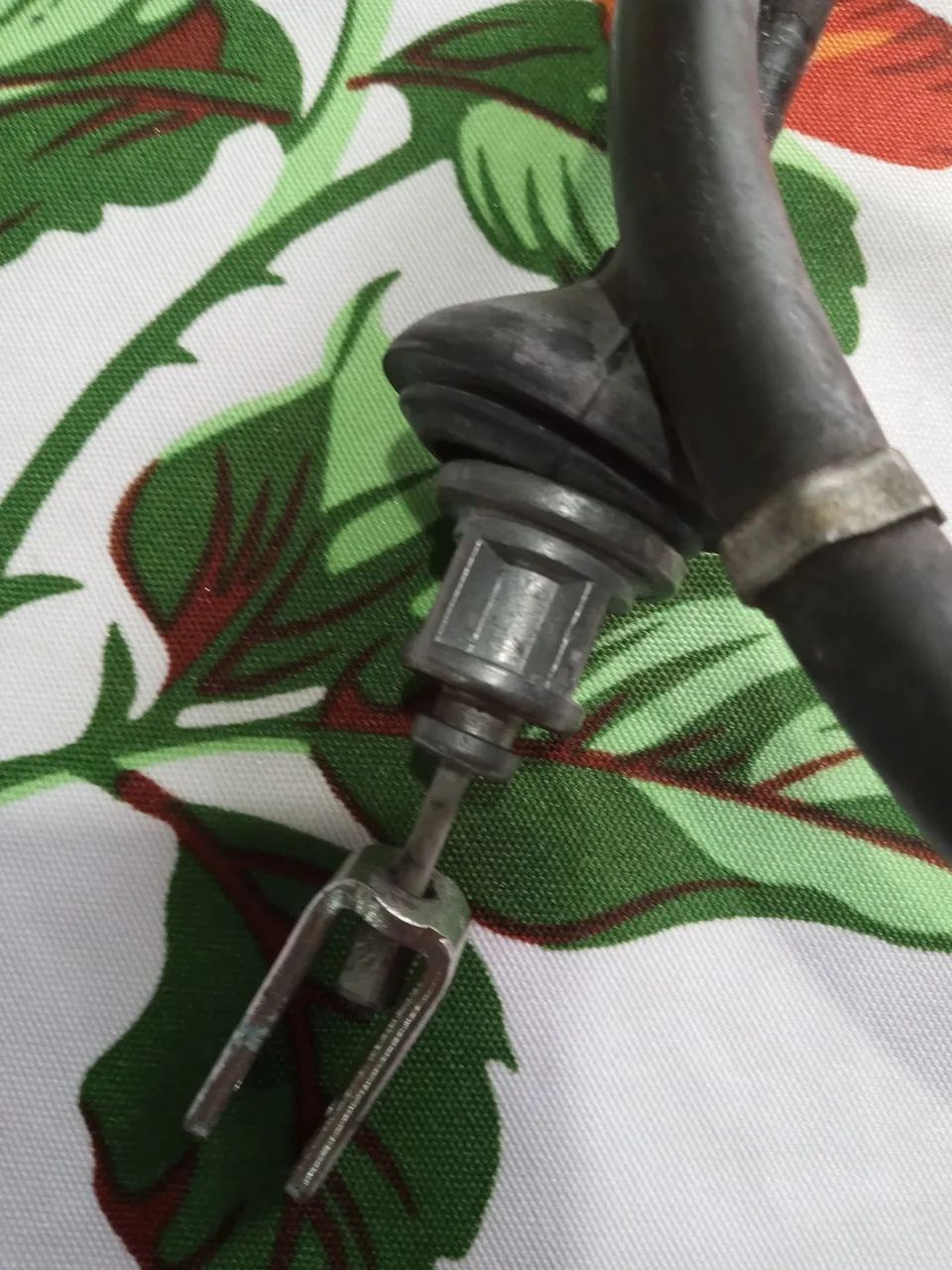 Vendo cabo de embreagem Toyota Etios  - Foto 4