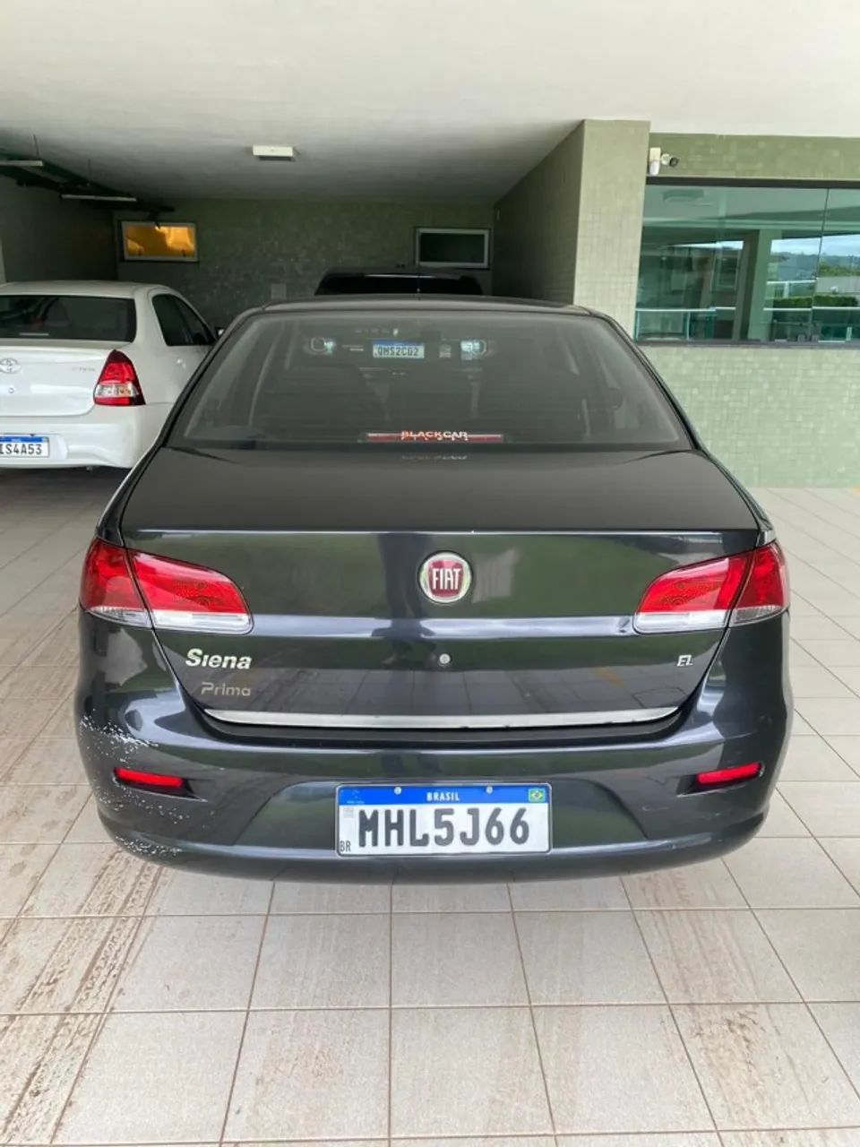 Fiat Siena EL 1.0 MPI Fire Flex 8V 4P 2010 - Foto 2