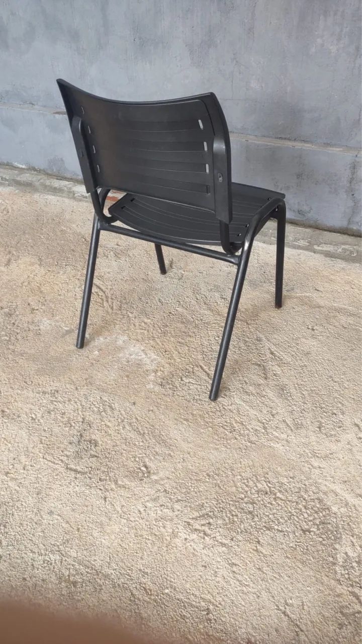 Cadeiras escritório preta - Foto 2