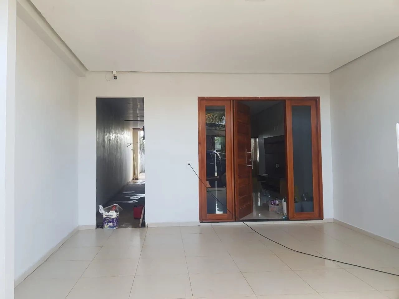 VENDE-SE CASA COM 3 SUITES NO MARABAIXO - Foto 2