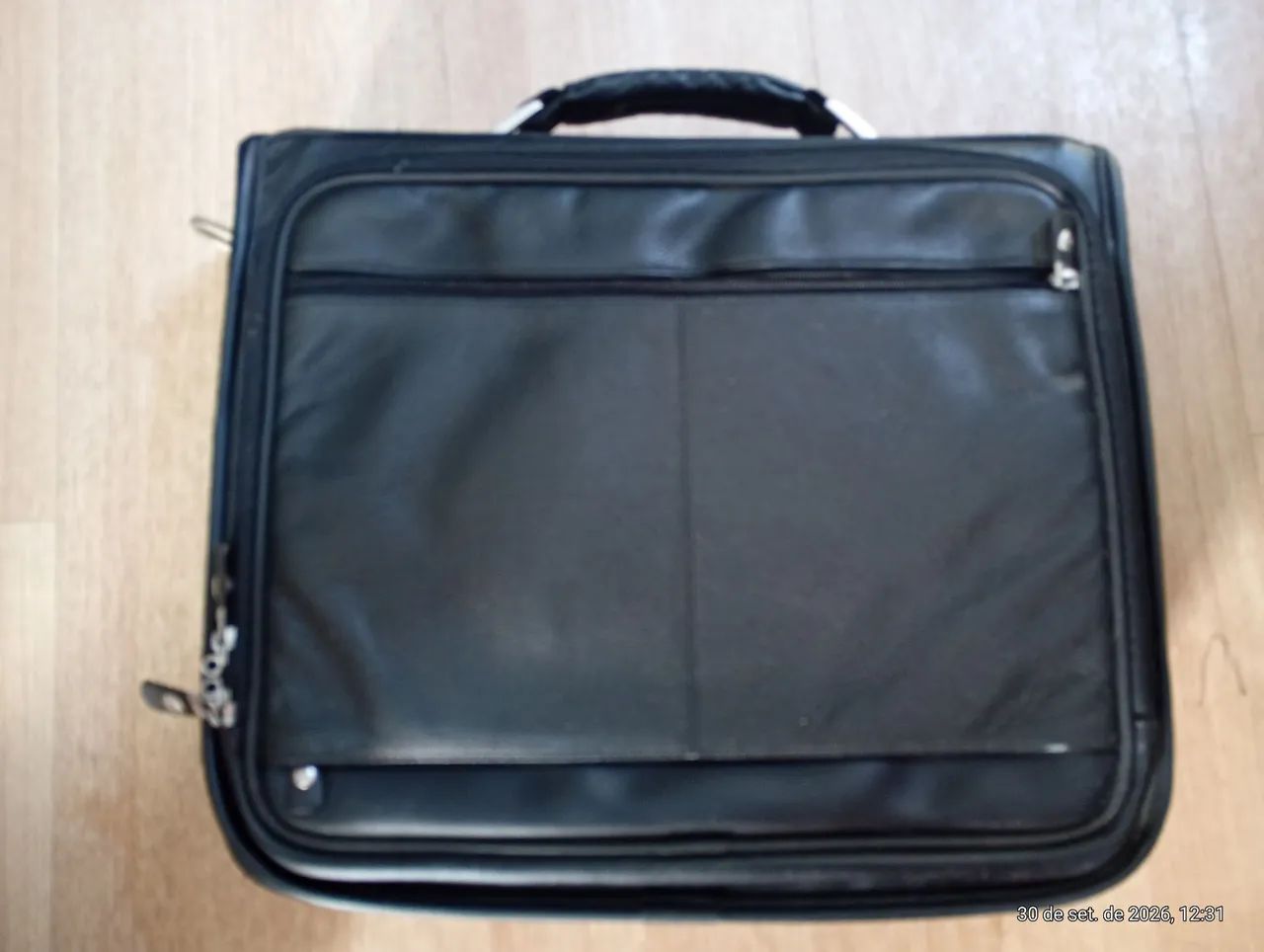 Maleta (pasta) para laptop e documentos, marca DELL em couro. Nunca usada - Foto 4
