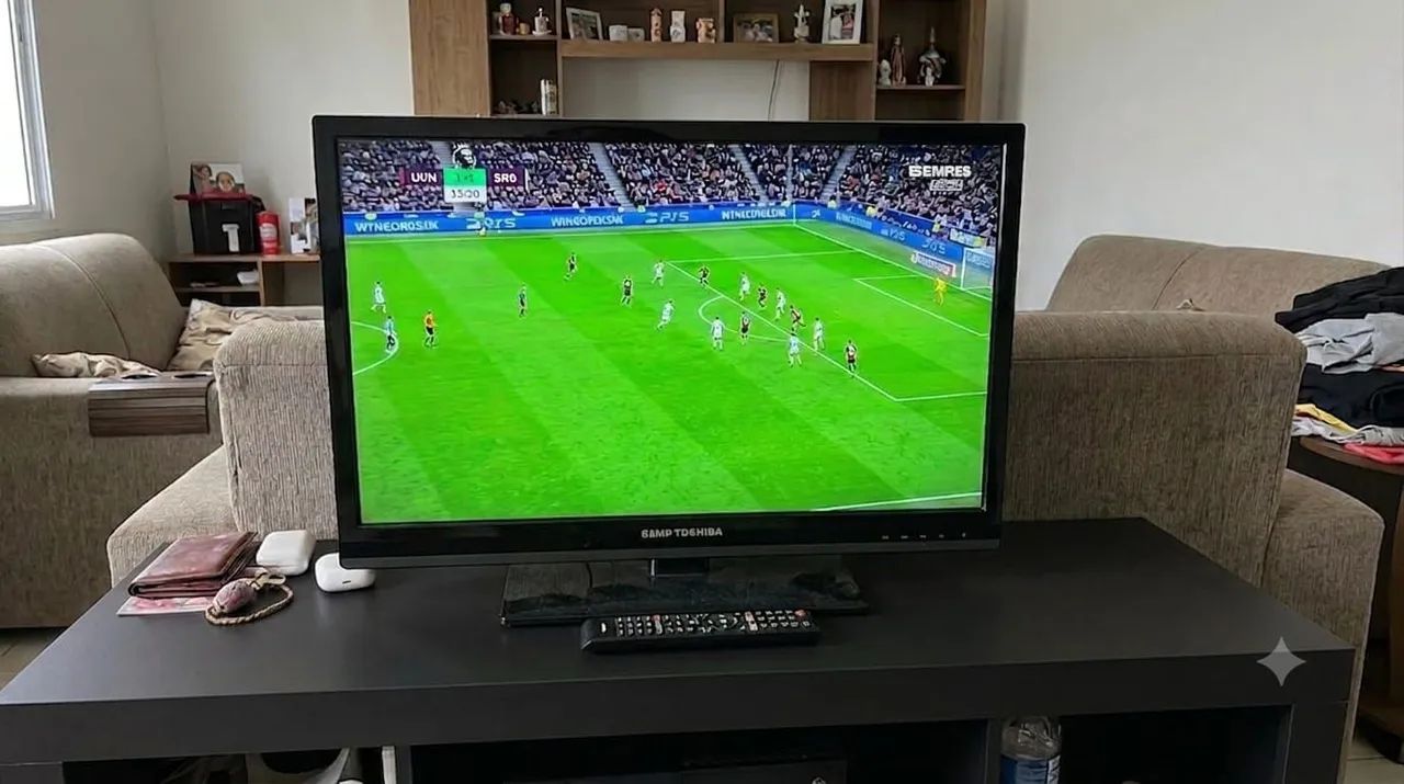 Tv Semp Toshiba de 32 polegadas - Foto 2