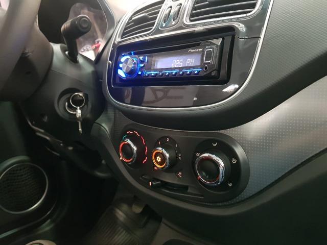 Fiat Grand Siena Attractive -1.4 Manual - 2014/2015 - Completa - Financio - Foto 7