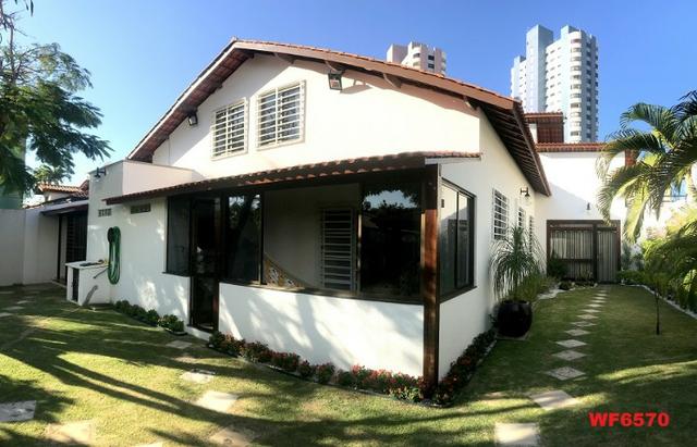 Condomínio Edmundo Rodrigues, casa duplex, 600m², 5 suítes, piscina, Bairro Guararapes