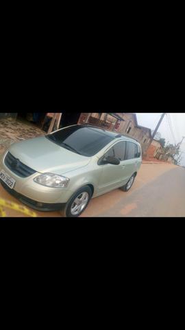 Vendo essa espécefox bem conservada ou pego carro mais novo com pasela