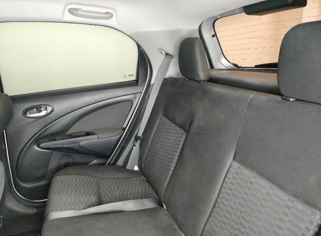 Etios 1.5 Hb Xs completo 2014 - Foto 12