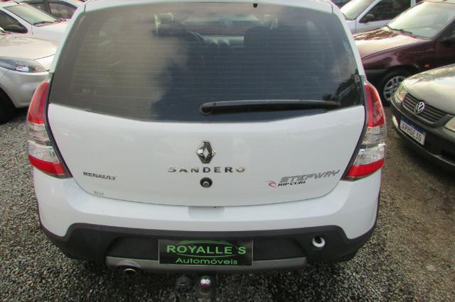 Renault sandero 48x997 sem entrada stepway rip curl impecavel 2012 - Foto 4