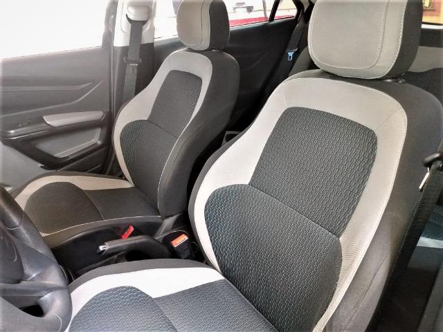 Gm - onix completo baixa km,1 dono,dh,ac,vte,air bag,dvd,estepe s/ uso,impecavel,placa a - Foto 6