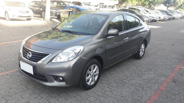 Versa sl 1.6 2014 completo novo!!!
