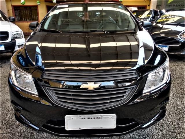 Gm - onix completo baixa km,1 dono,dh,ac,vte,air bag,dvd,estepe s/ uso,impecavel,placa a - Foto 16