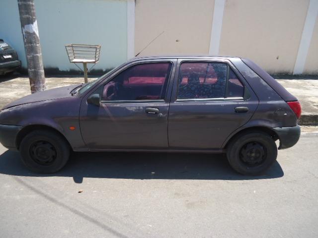 Vendo fiesta 1998 1.0 8 valvulas