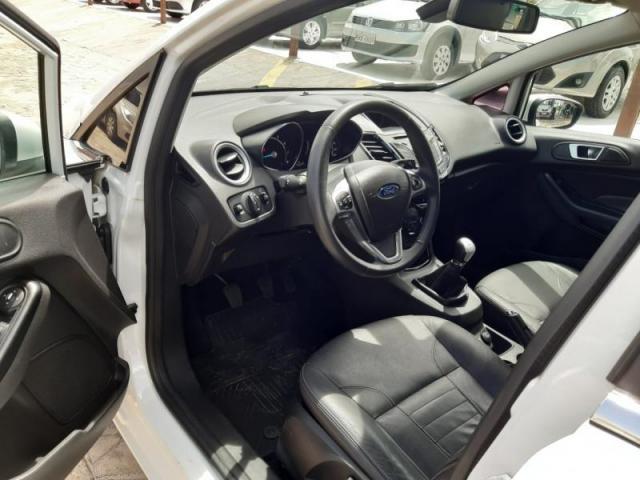 Ford Fiesta Titanium 1.6 14/14 - Troco e Financio! - Foto 14